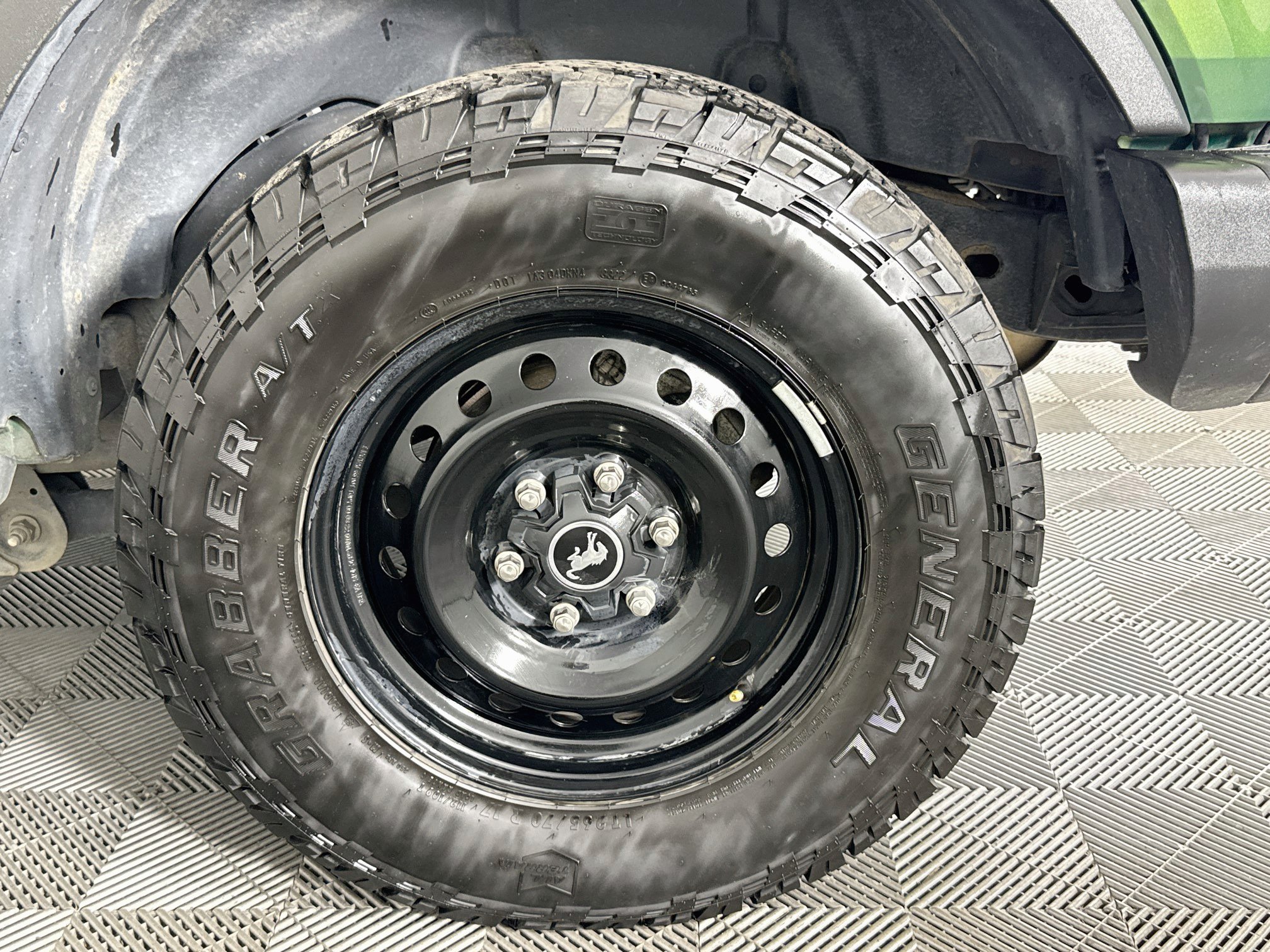 Used 2022 Ford Bronco Black Diamond AWD/4WD image 31