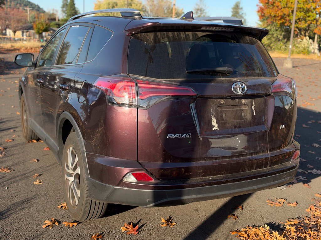 Used 2018 Toyota RAV4 LE w/ All Weather Liner Package FWD image 2