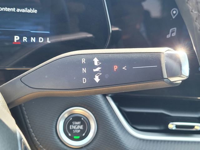 Used 2025 Chevrolet Equinox LT image 17