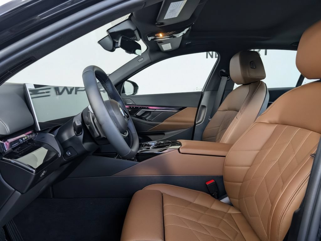 New 2027 BMW 530i xDrive w/ Premium Package AWD/4WD image 2
