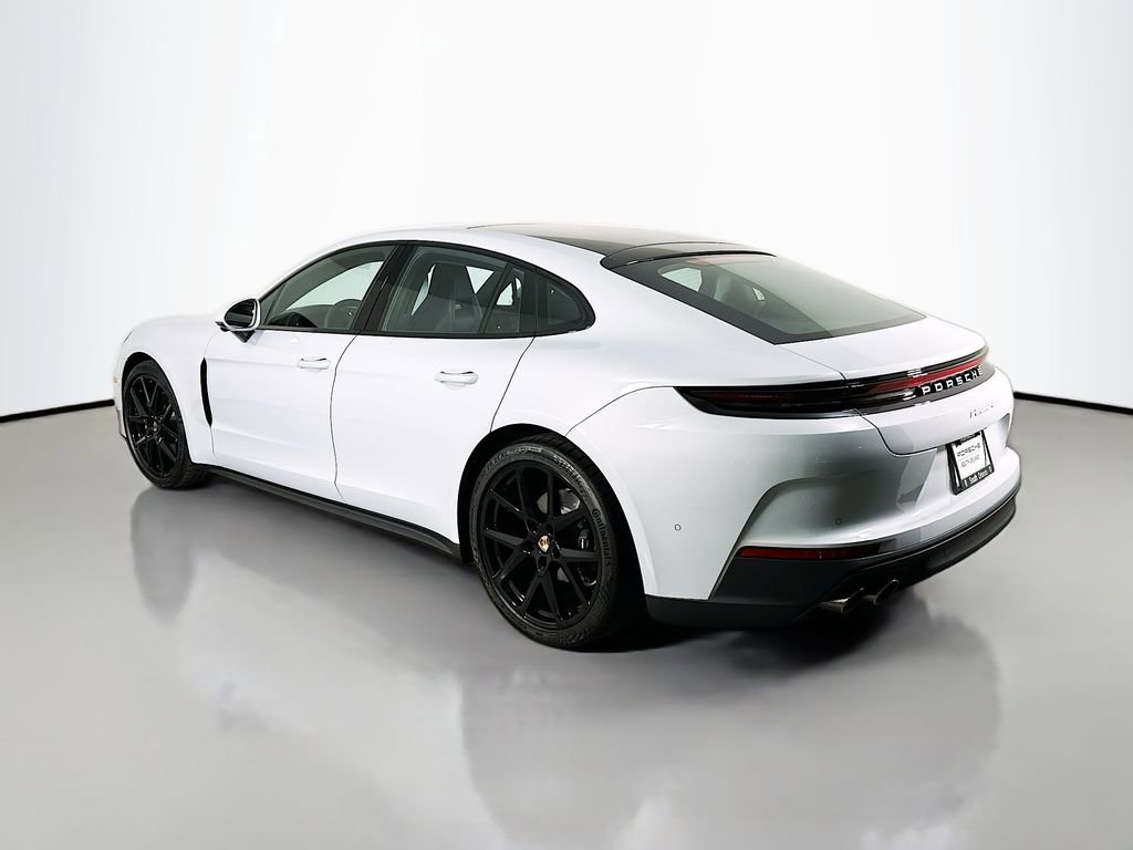 New 2025 Porsche Panamera image 3