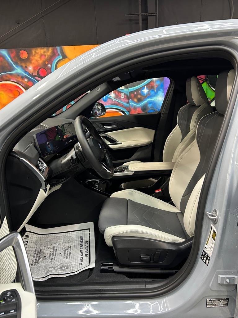 Used 2026 BMW X2 xDrive28i image 10