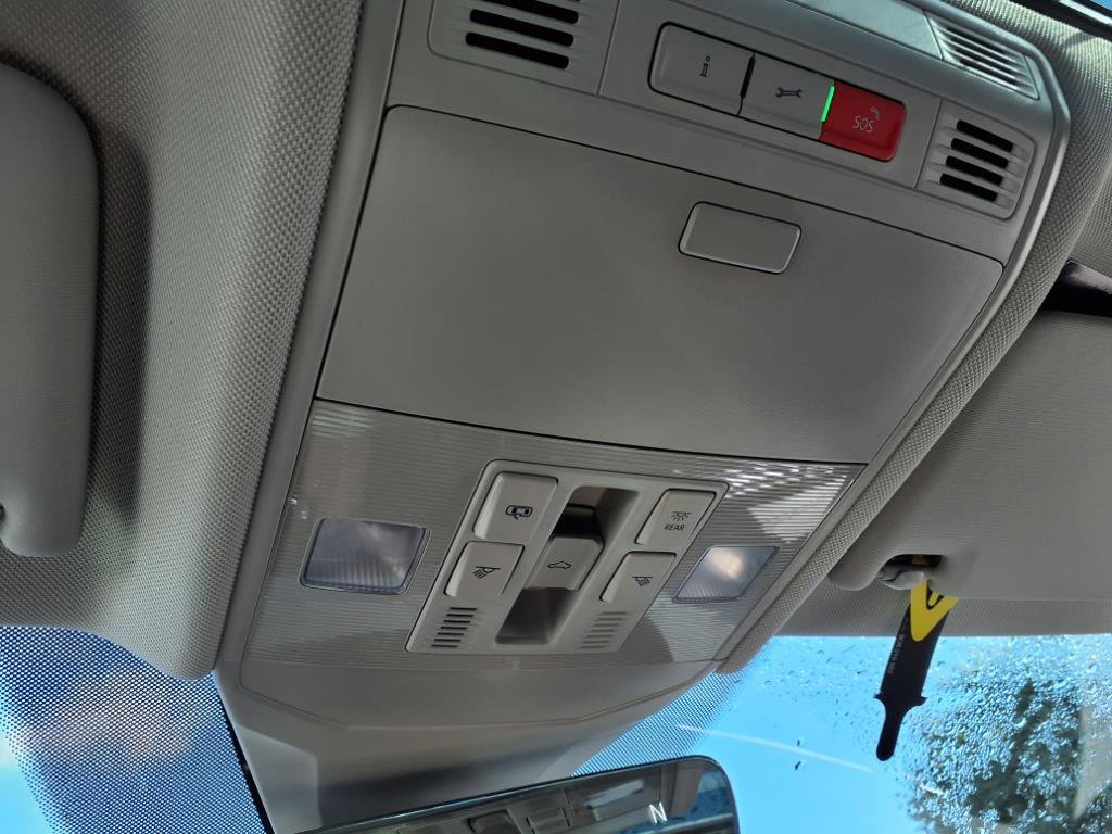 New 2025 Volkswagen Jetta SE image 19