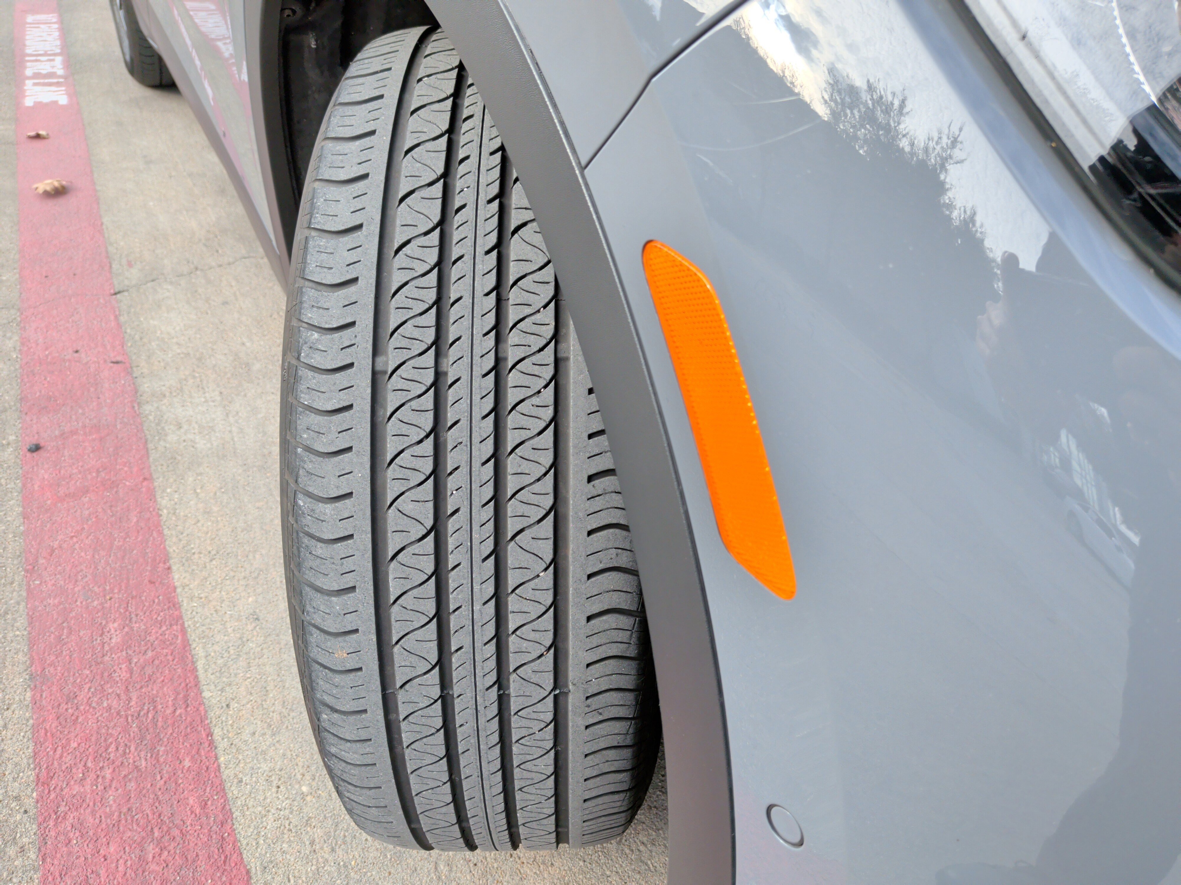 Used 2023 Volkswagen ID.4 Pro image 12