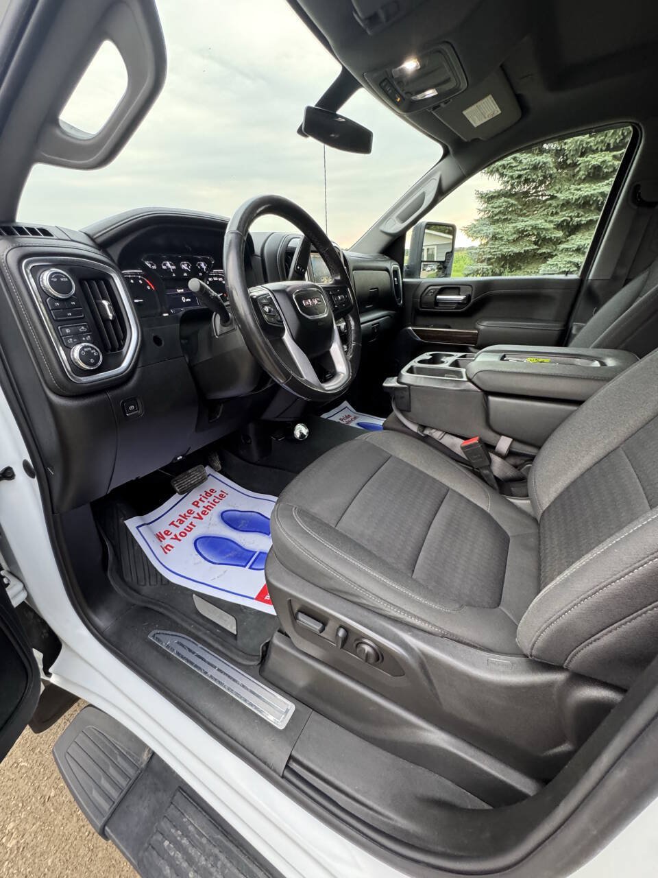 Used 2022 GMC Sierra 2500 SLE w/ X31 Off-Road Package AWD/4WD image 34