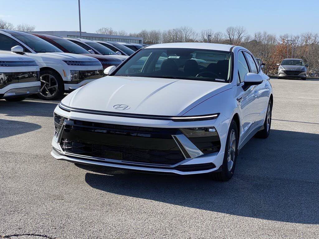 New 2026 Hyundai Sonata SE