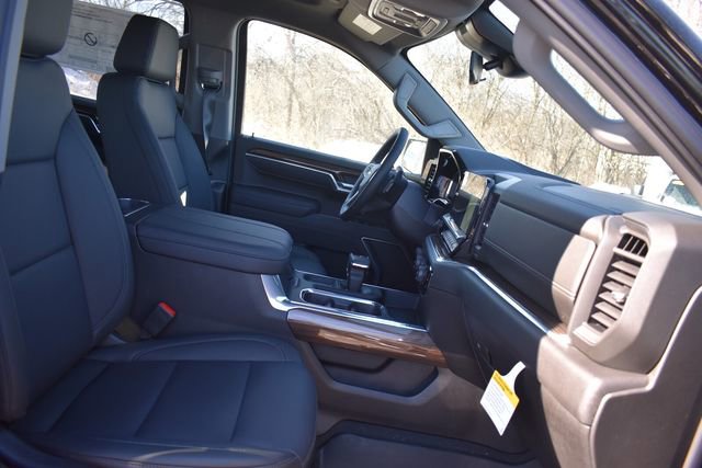 New 2026 Chevrolet Silverado 1500 LT image 15