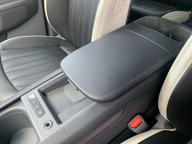 Certified 2024 Kia EV9 GT-Line AWD/4WD image 31