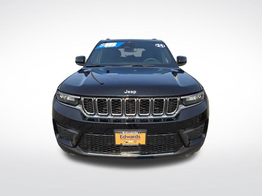 Used 2024 Jeep Grand Cherokee Laredo X w/ Luxury Tech Group I AWD/4WD image 11