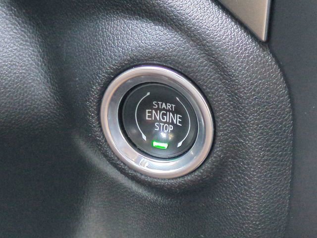 Used 2020 Chevrolet Silverado 3500 LTZ w/ LTZ Premium Package image 35