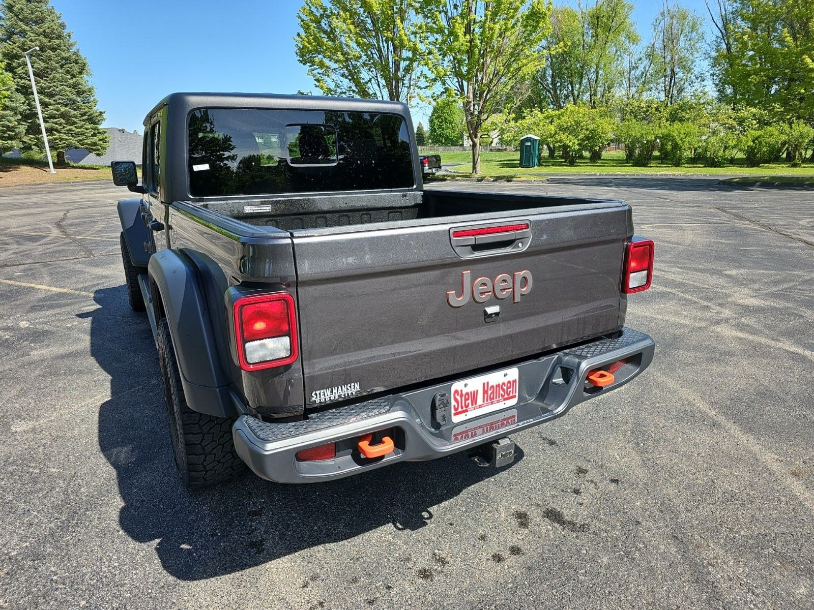 Used 2022 Jeep Gladiator Mojave w/ Cold Weather Group AWD/4WD image 3