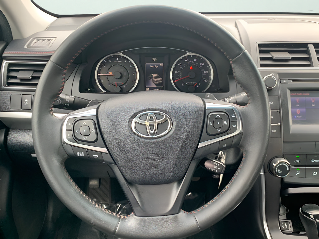 Used 2017 Toyota Camry SE FWD image 15