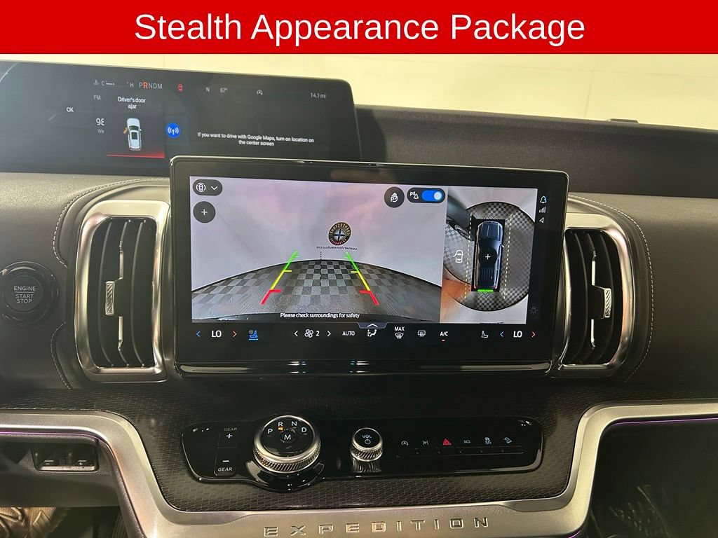 New 2026 Ford Expedition Platinum w/ Stealth Appearance Package AWD/4WD image 4