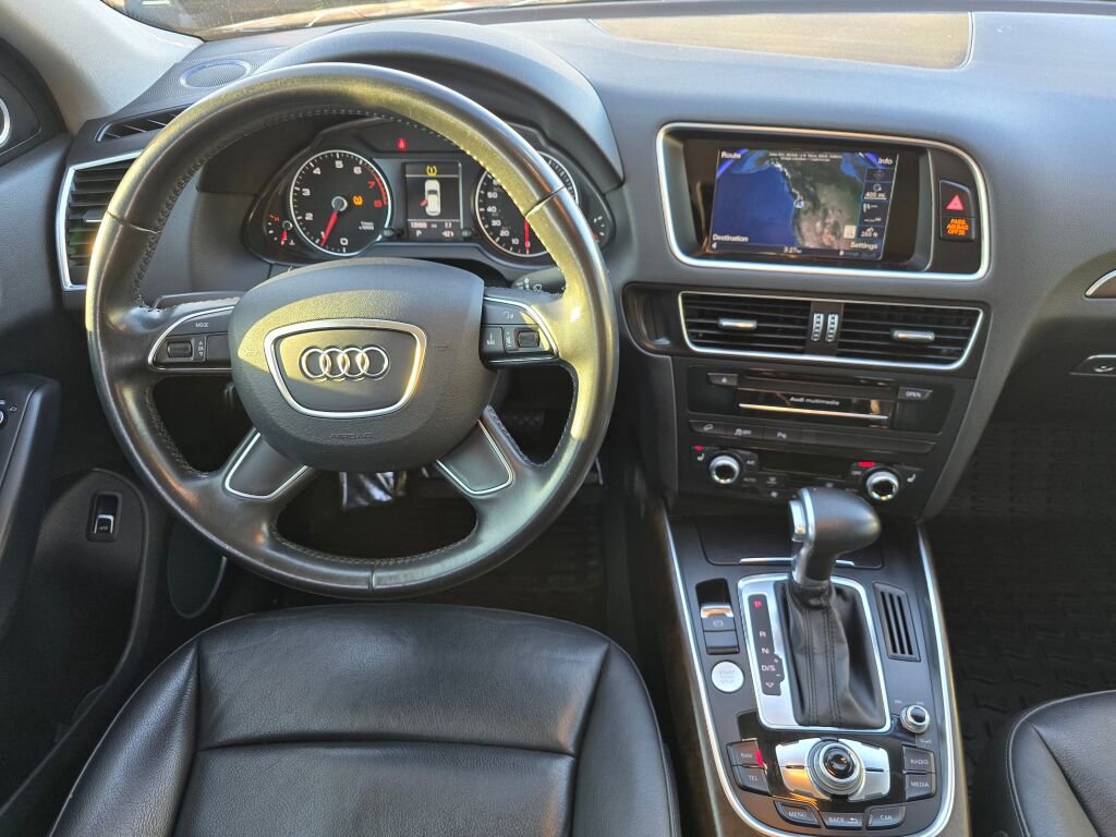 Used 2017 Audi Q5 2.0T Premium Plus image 2