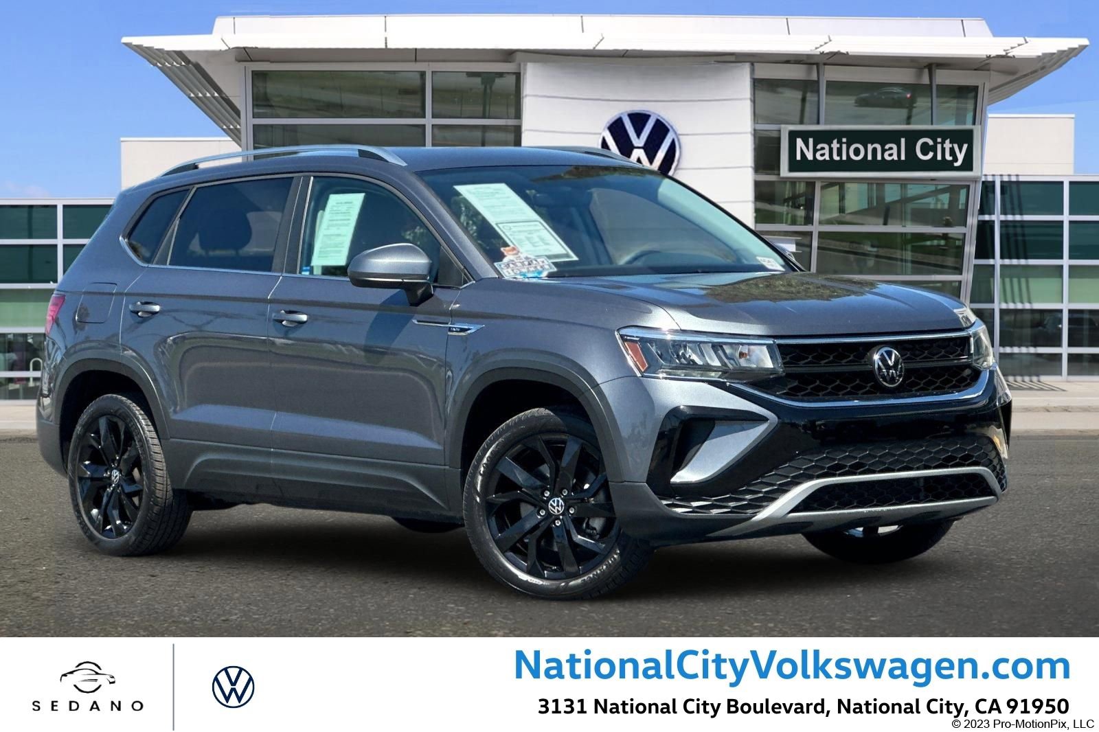 Used 2023 Volkswagen Taos SE w/ Black Wheel Package FWD image 1