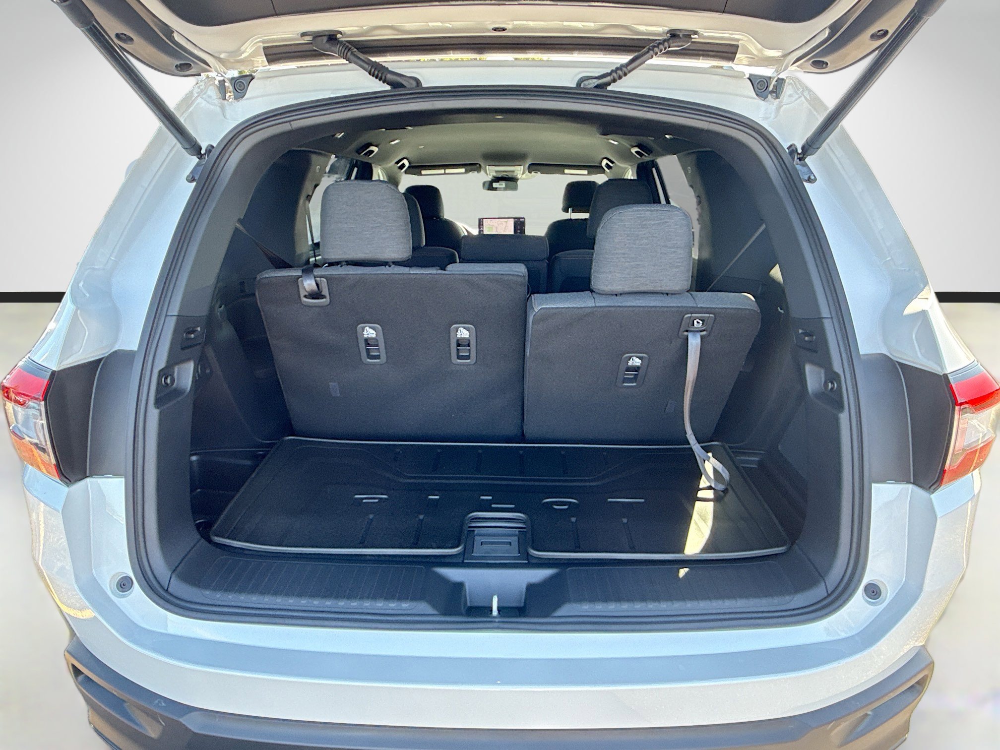 New 2026 Honda Pilot Sport image 22