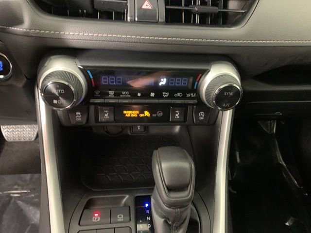 Used 2022 Toyota RAV4 XLE w/ Convenience Package AWD/4WD image 27