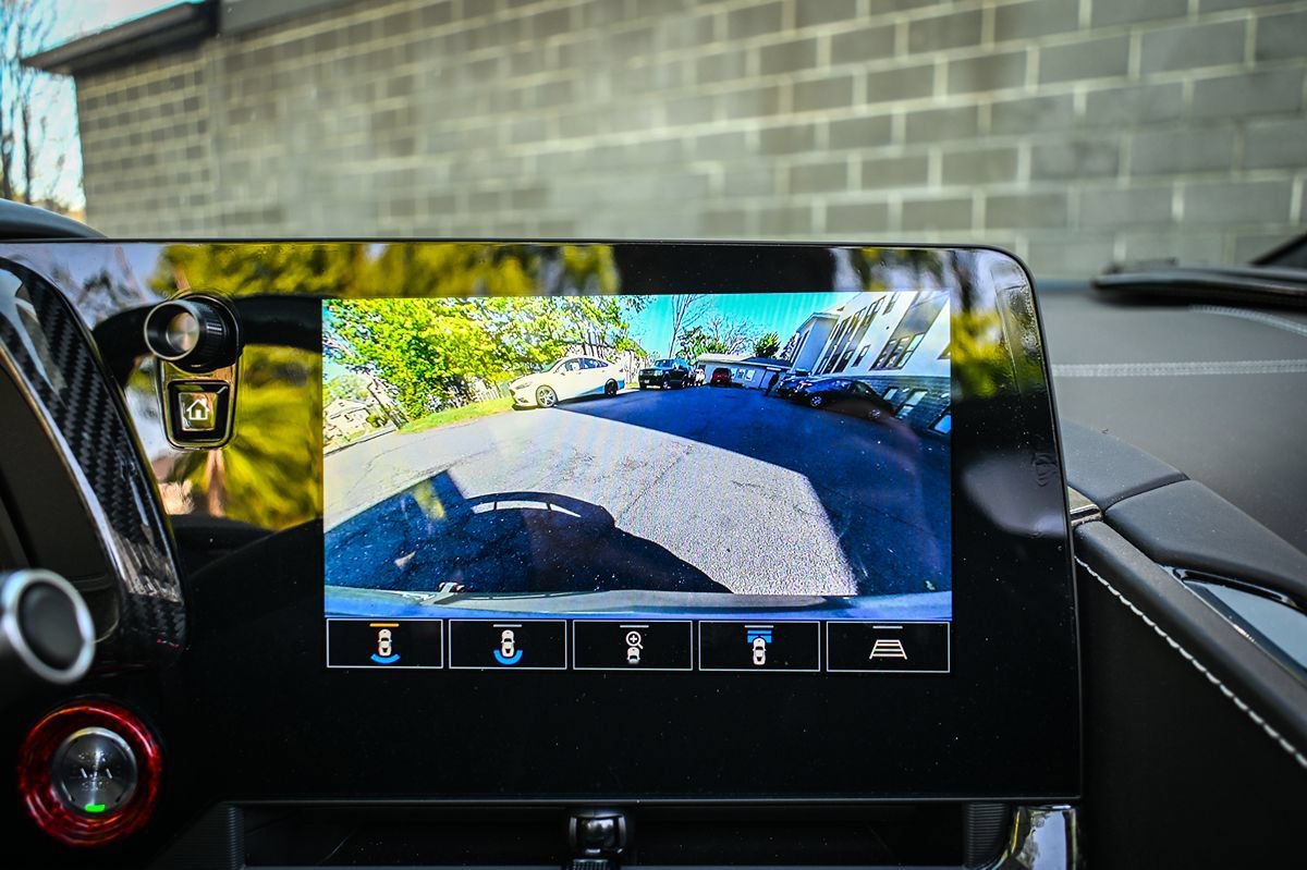 Used 2023 Chevrolet Corvette Stingray Premium Conv w/ Z51 Performance Package RWD image 12