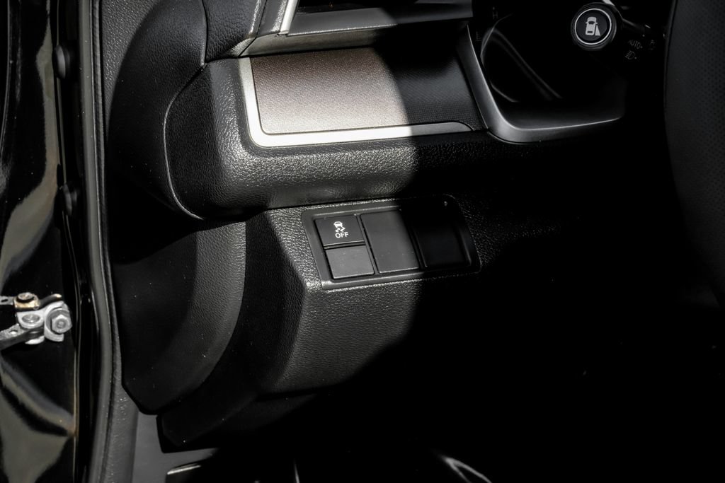 Used 2018 Honda Civic EX image 31