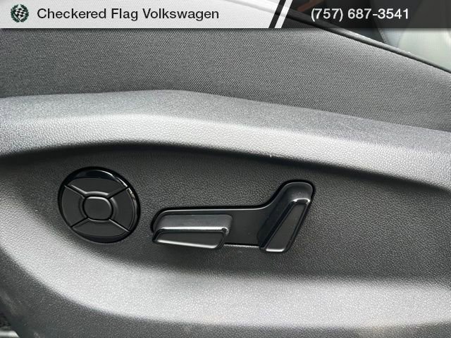 New 2026 Volkswagen Tiguan SE image 22