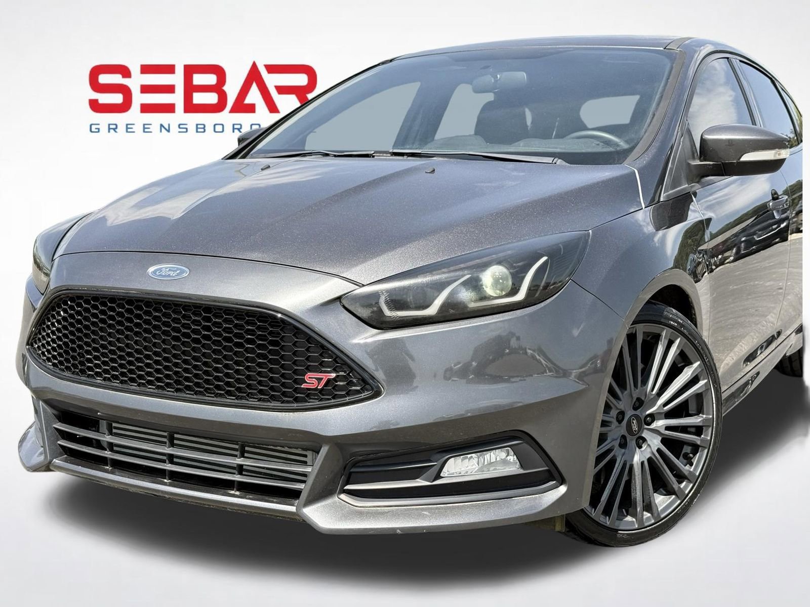 Used 2018 Ford Focus ST image 3