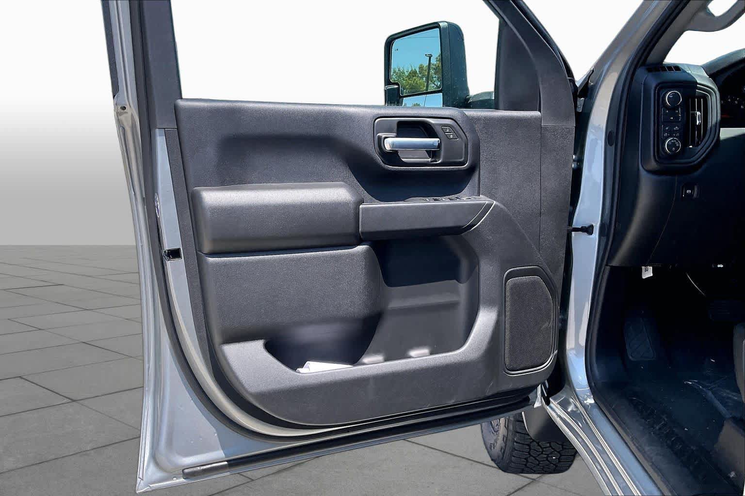 New 2026 Chevrolet Silverado 2500 Custom w/ Custom Value Package AWD/4WD image 11