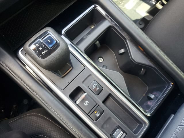 Used 2022 Nissan Pathfinder SV FWD image 23