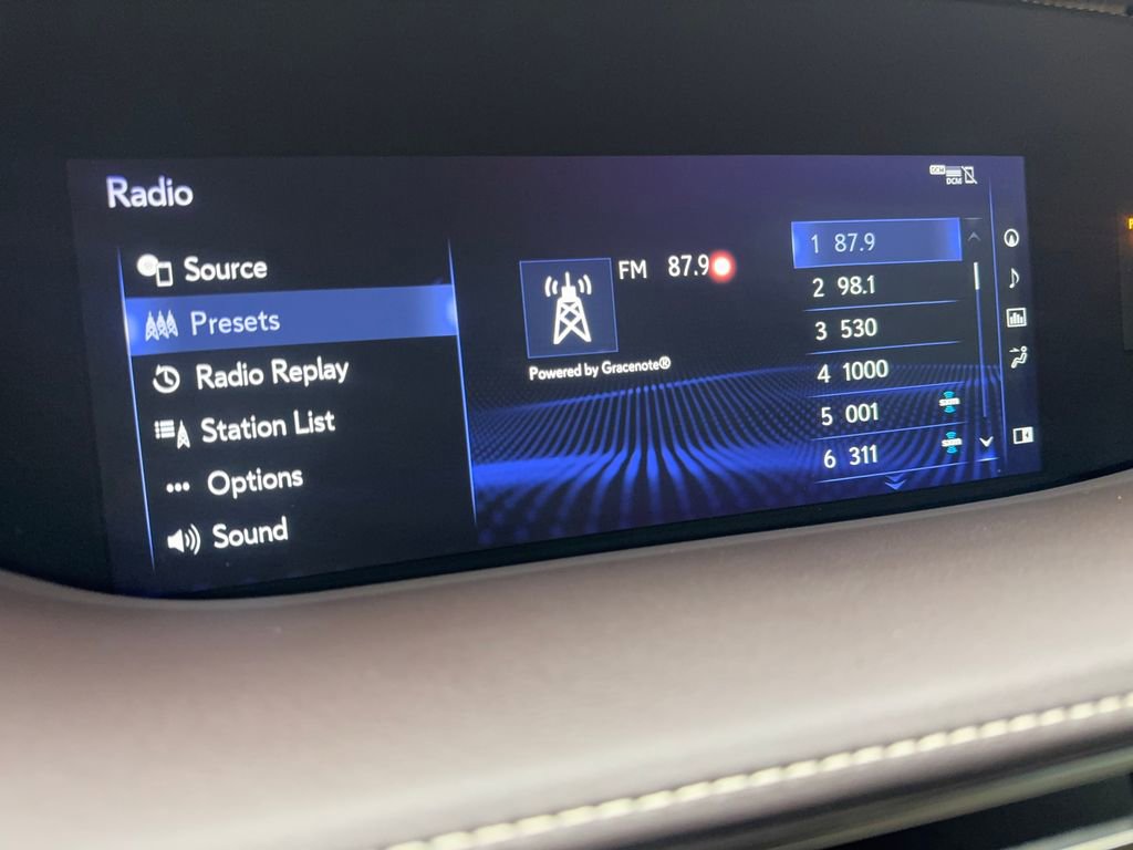 Used 2020 Lexus LS 500 w/ Accessory Package (Z2) image 64
