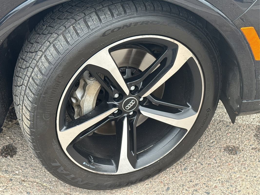 Used 2019 Audi Q7 3.0T Prestige w/ Prestige Package AWD/4WD image 28