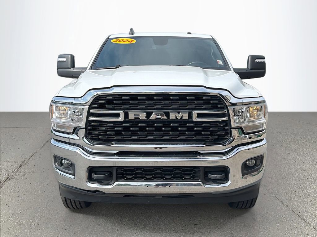 Used 2024 RAM 2500 Big Horn AWD/4WD image 9
