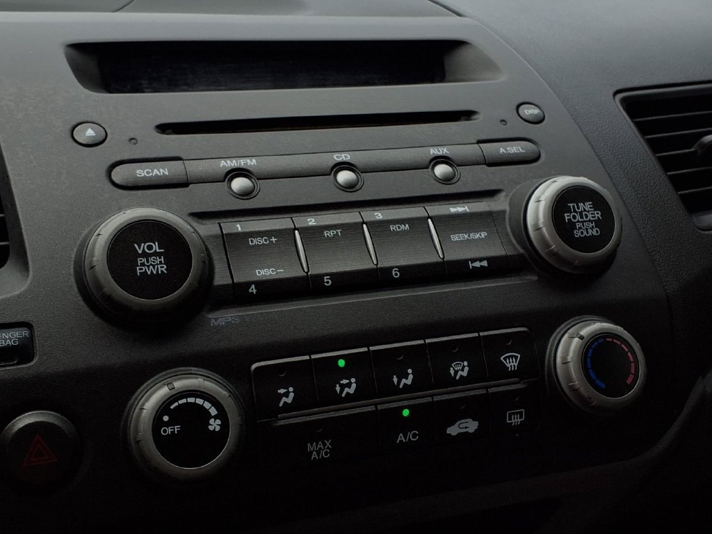 Used 2010 Honda Civic LX image 7