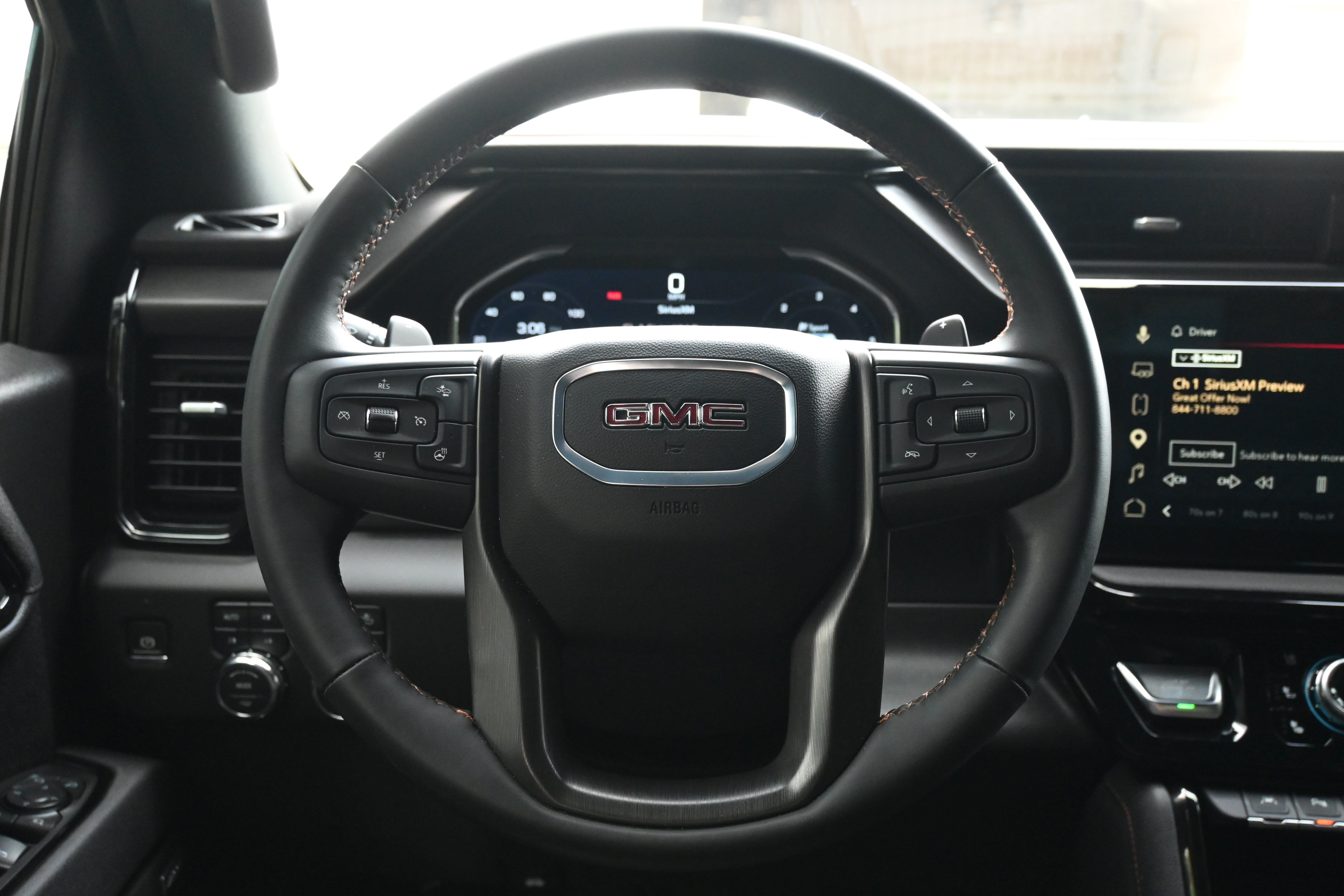 Used 2025 GMC Sierra 1500 AT4 w/ AT4 Premium Package AWD/4WD image 6