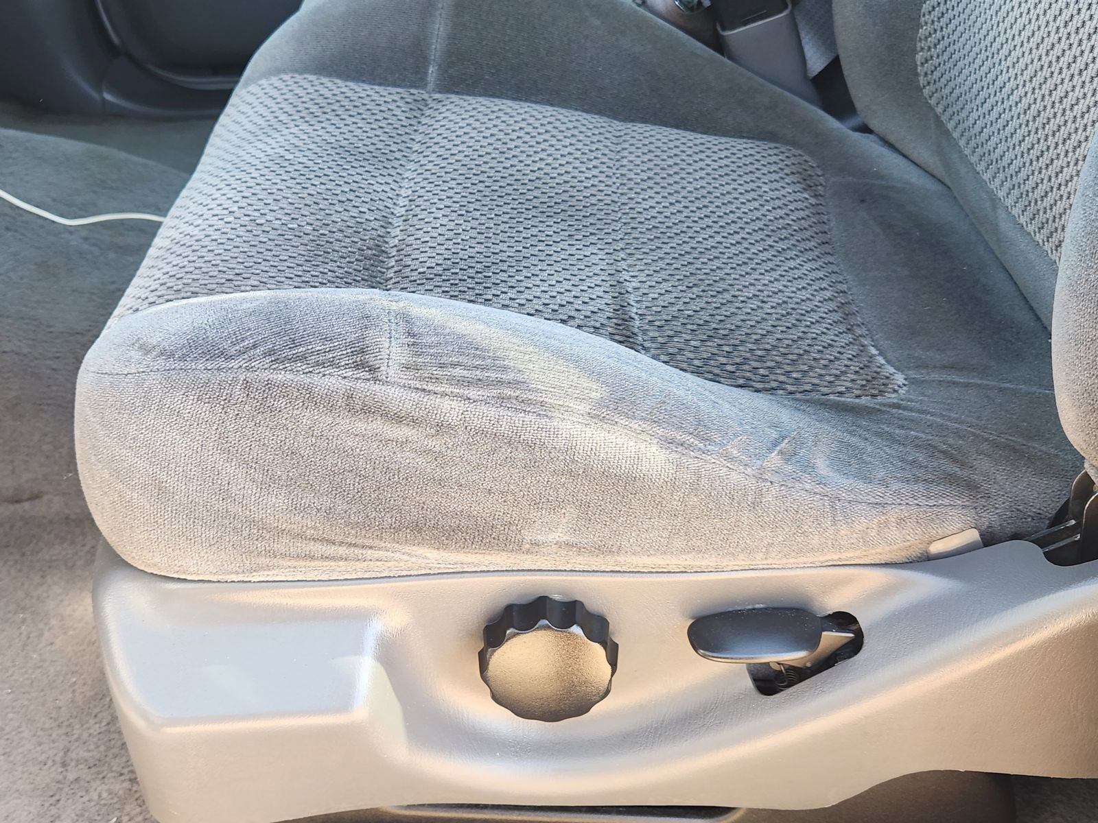 Used 2001 Ford F150 XLT image 24