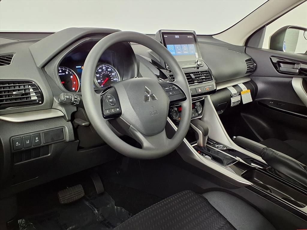 New 2026 Mitsubishi Eclipse Cross LE AWD/4WD image 14