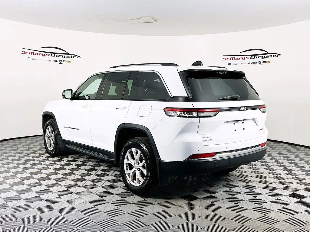 Used 2022 Jeep Grand Cherokee Limited w/ Luxury Tech Group II AWD/4WD image 6