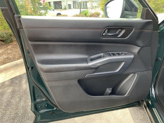 Used 2024 Nissan Pathfinder Rock Creek AWD/4WD image 17