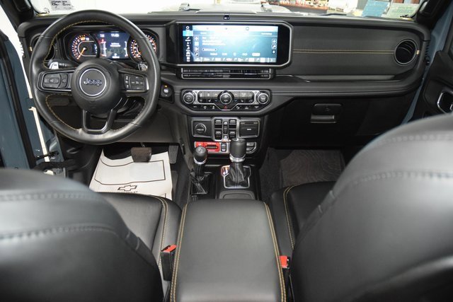 Used 2024 Jeep Wrangler Unlimited Rubicon 392 image 36