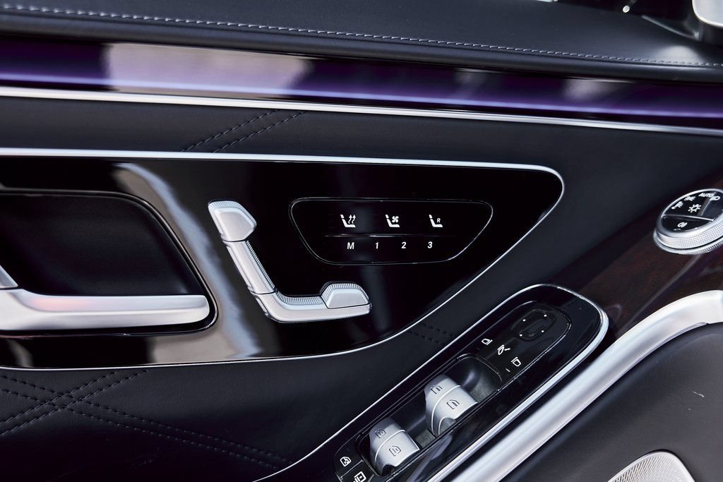 Used 2021 Mercedes-Benz Maybach S 580 4MATIC image 35