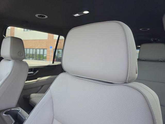 Used 2026 GMC Yukon XL Elevation RWD image 12