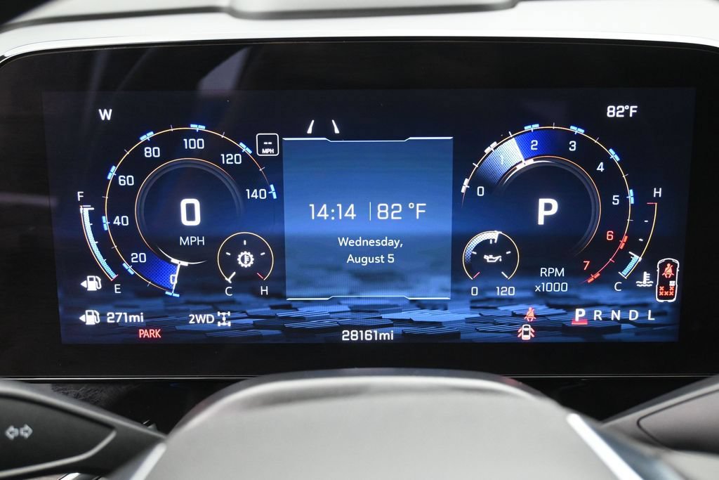 Used 2026 Chevrolet Suburban Premier AWD/4WD image 18