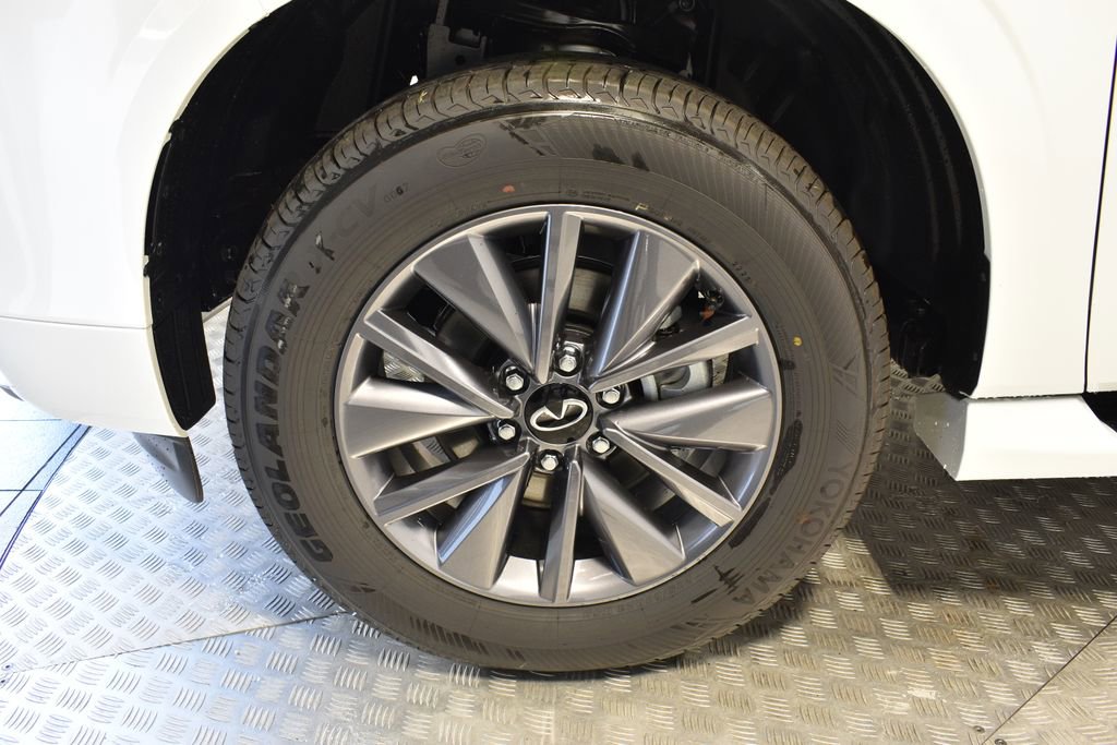 New 2026 INFINITI QX80 Pure w/ Cargo Package image 31