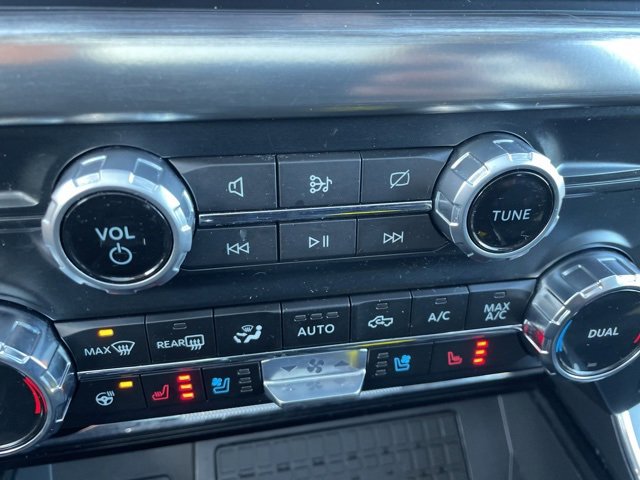 Used 2023 Ford F150 Lariat w/ Equipment Group 502A High image 30