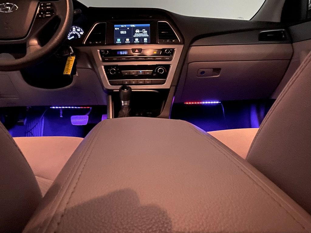 Used 2017 Hyundai Sonata SE image 16