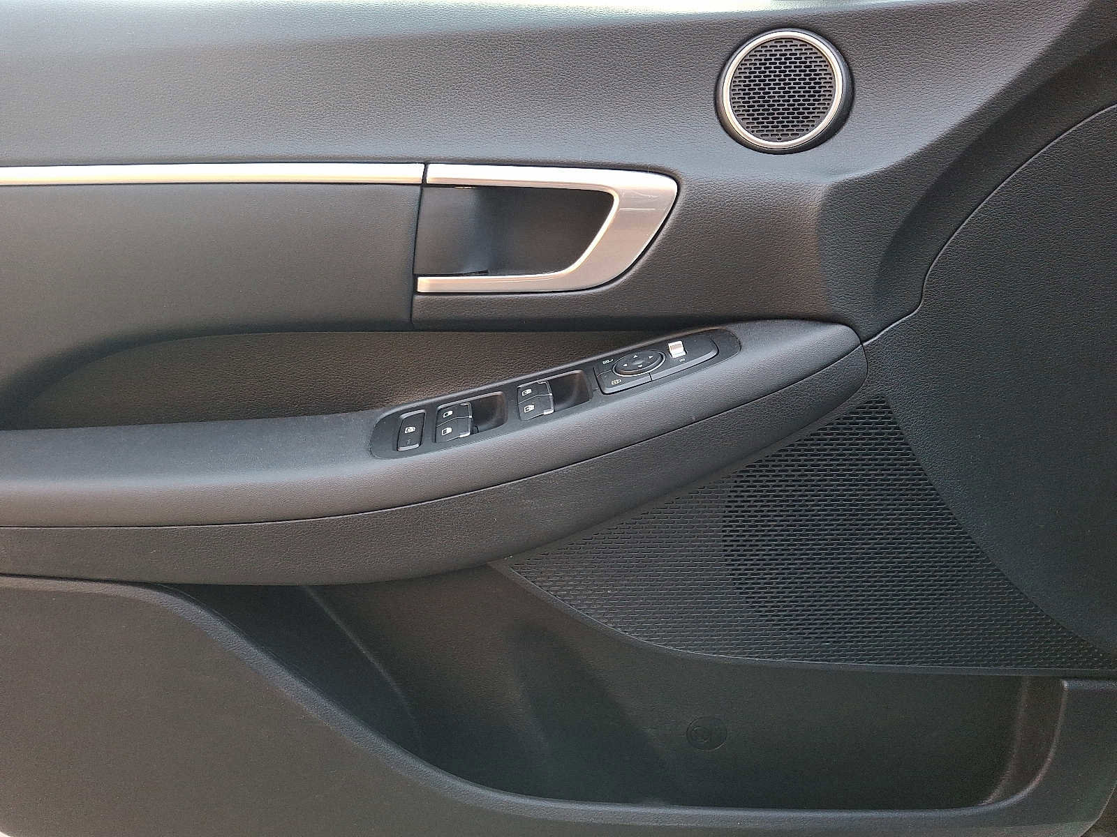 Used 2020 Hyundai Sonata SEL w/ Convenience Package image 12