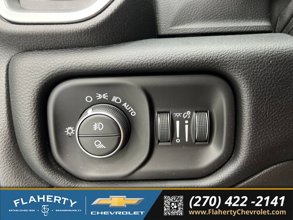 Used 2025 RAM 3500 Laramie w/ Max Tow Package AWD/4WD image 24