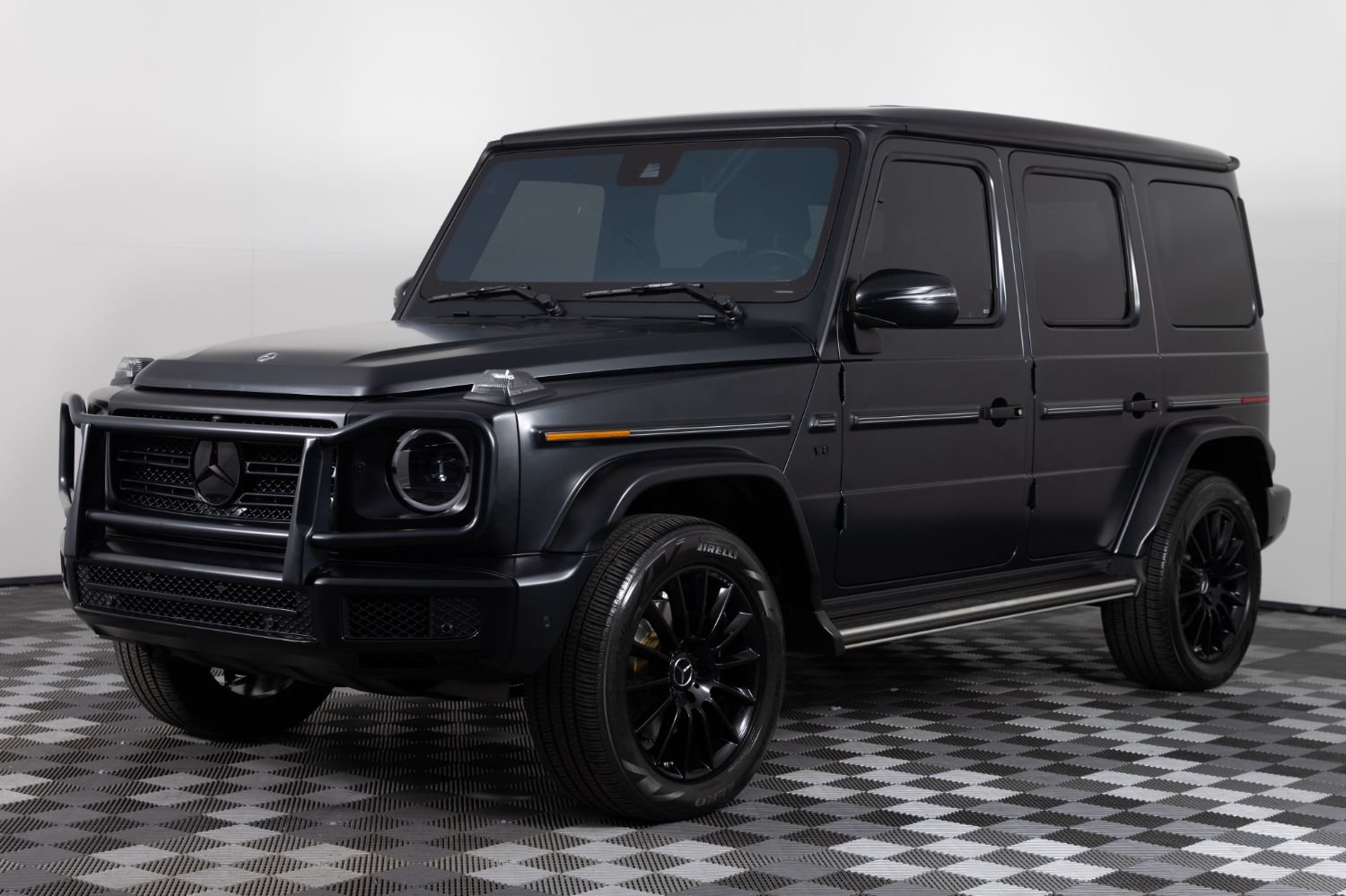 Used 2023 Mercedes-Benz G 550 image 1