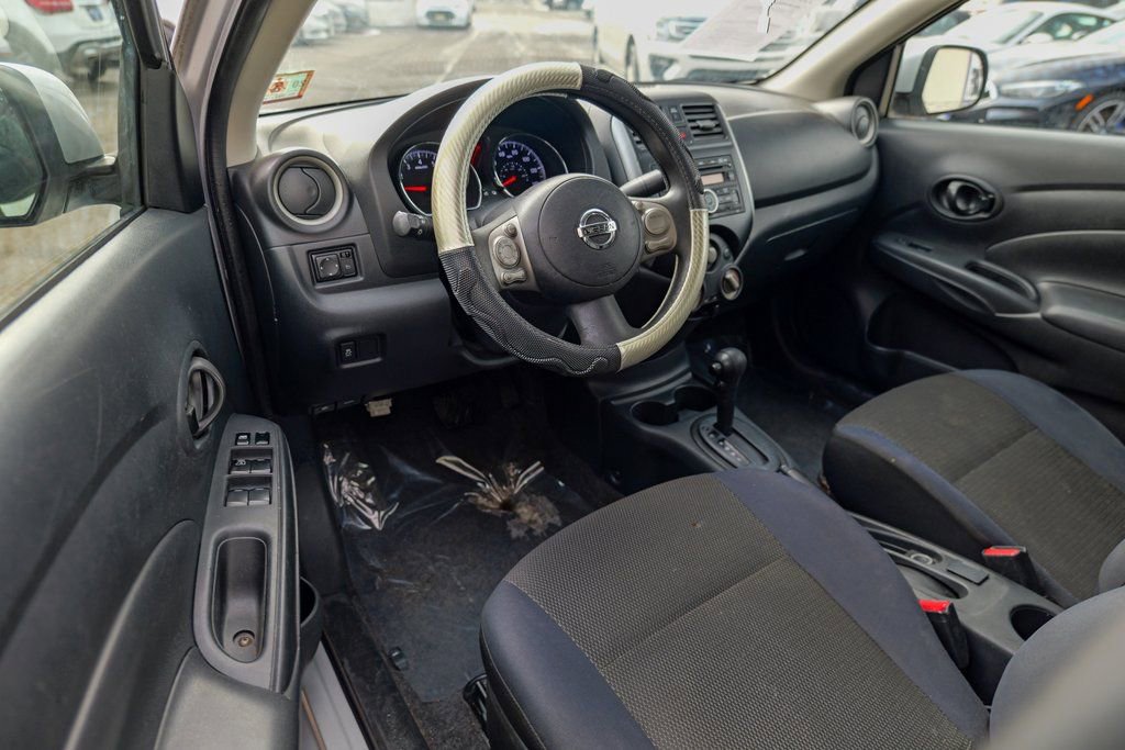 Used 2012 Nissan Versa SV w/ Convenience Pkg FWD image 18