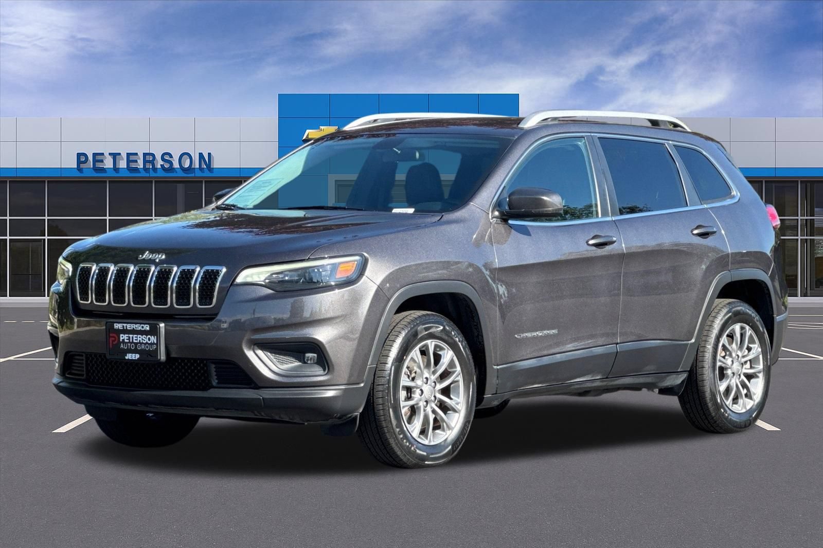 Used 2020 Jeep Cherokee Latitude Plus w/ Cold Weather Group AWD/4WD image 8