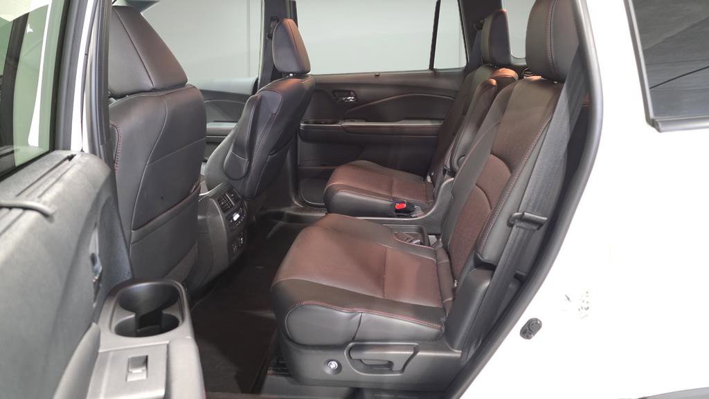 Used 2022 Honda Pilot Black Edition image 14