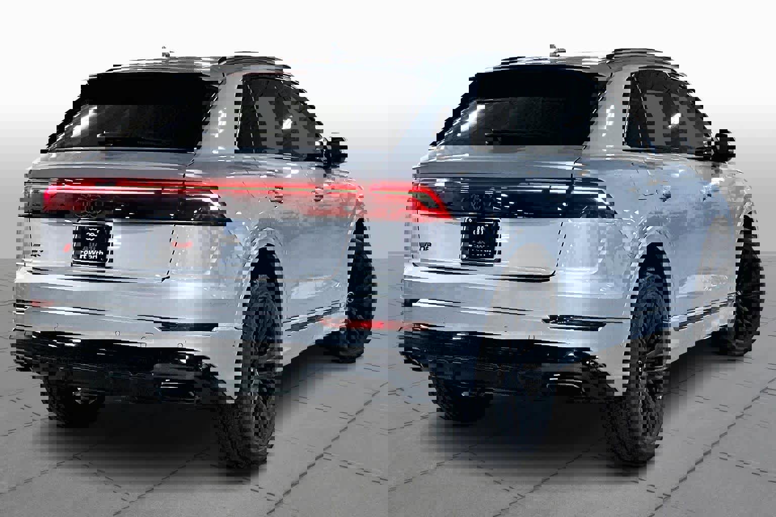 Used 2024 Audi Q8 Premium Plus w/ Premium Plus Package image 10